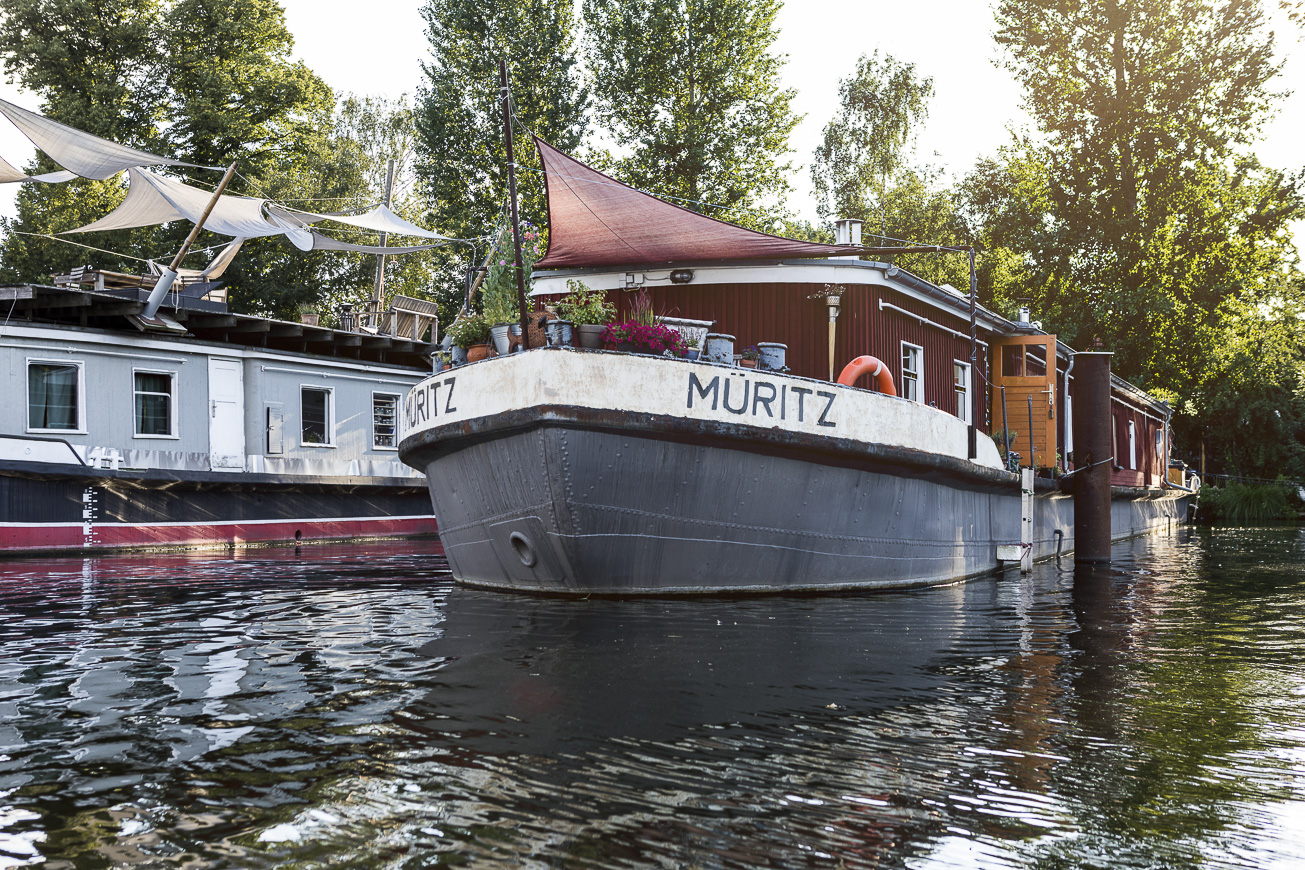 Hausboot Berlin Aussenaufnahme